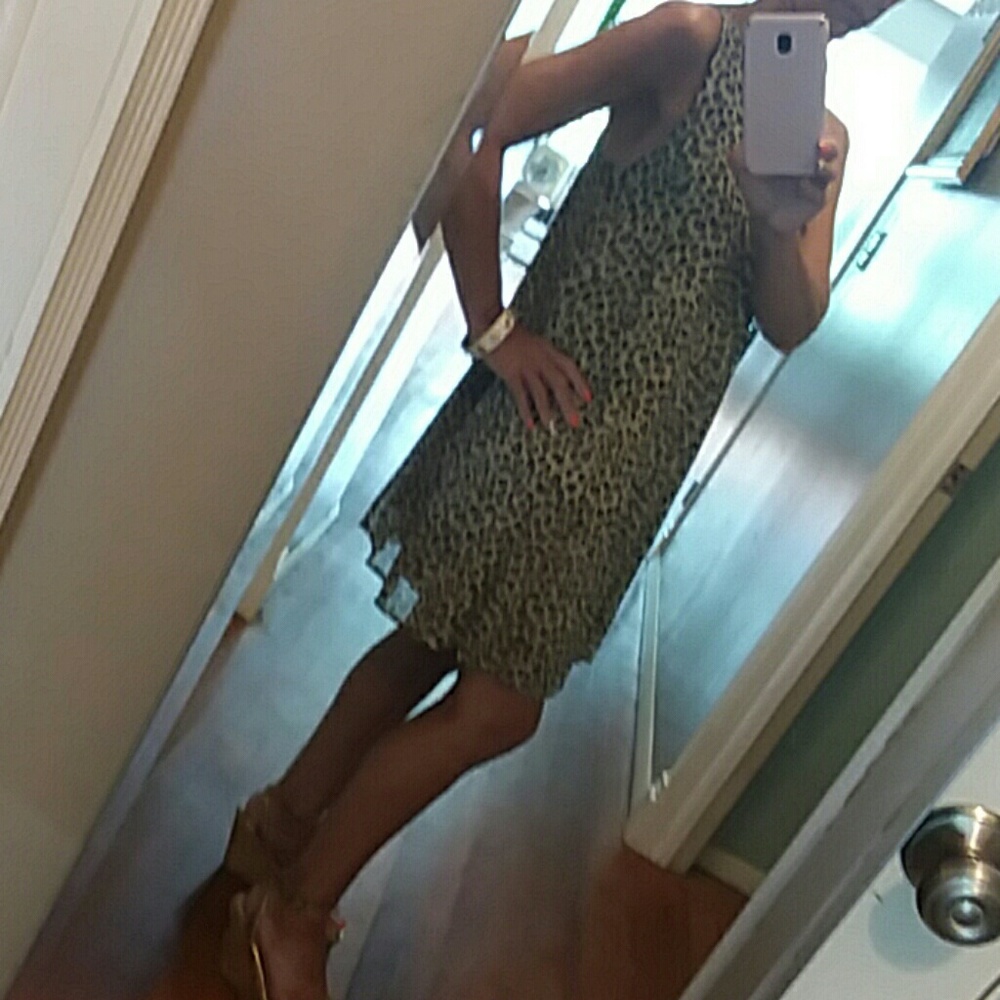 NWT Abercrombie and Fitch Leopard swing dtesd